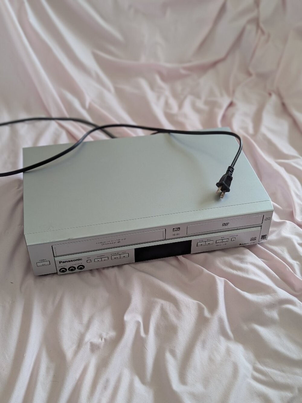 Panasonic PV-D4744S-K Omnivision VCR Player *Tested & Works*